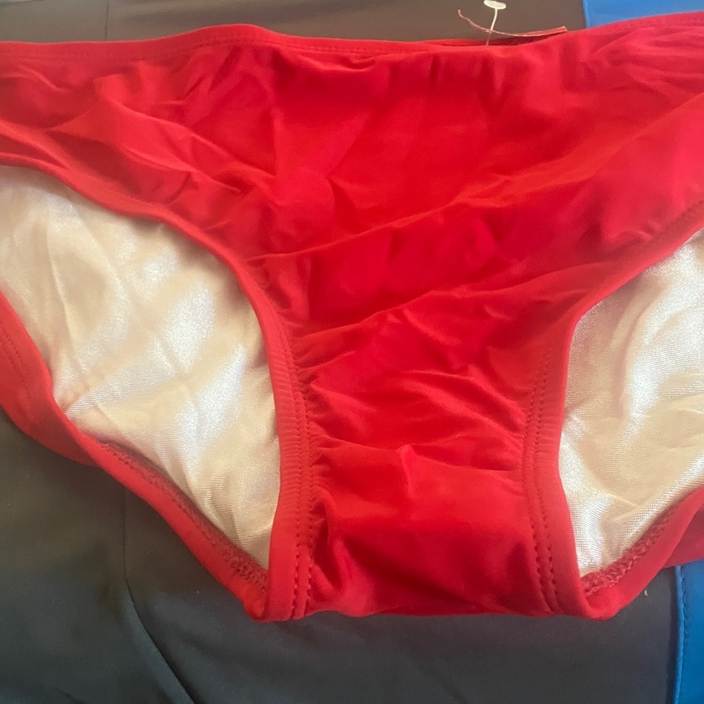 FINAL MARKDOWN Isaac mizrahi Red Bikini Bottom xl NWOT